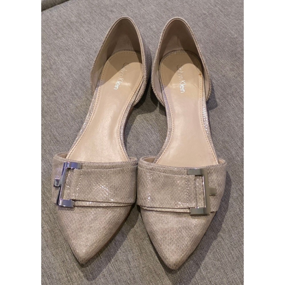 Calvin Klein Leyla Gray/Silver Snakeskin Embossed Buckle Pointed Toe Flats 8.5M